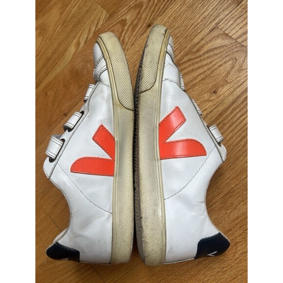 Veja Women's Recife Sneakers in White with Blue and Orange Size 7 - Picture 4 of 6
